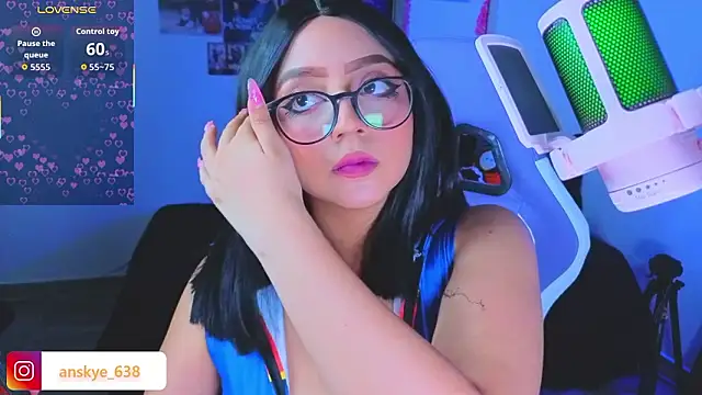 AnngelaSkye online show from February 2026 06:39:02 AM