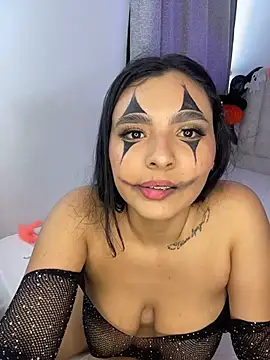 Snapshot of Madyson_Hot chatting on October 2025 02:08:02 PM Madyson Hot online show from October 2025 02:08:02 PM