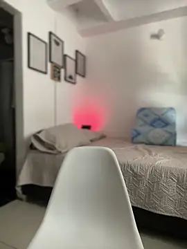 Miss-Abbii online show from December 2024 08:07:01 PM