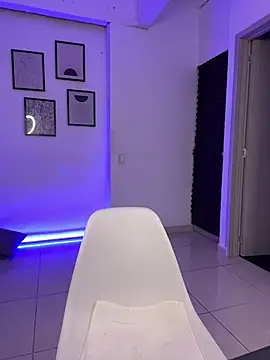 Miss-Abbii online show from March 2025 07:27:02 PM