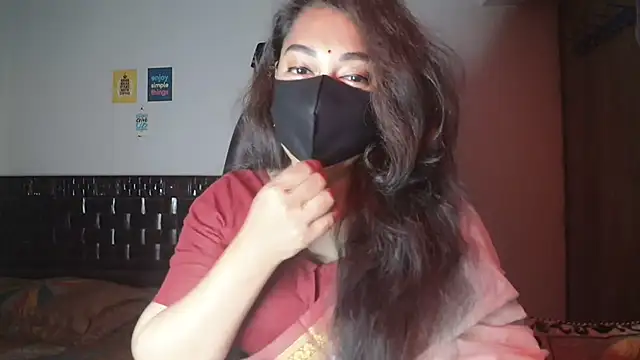 Most-Beautiful-Queen online show from December 2025 07:22:01 PM