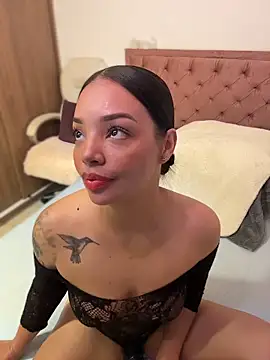 Sara LipsX online show from June 2026 12:32:02 AM