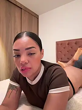 Snapshot of Sara_LipsX chatting on July 2026 01:21:01 AM Sara LipsX online show from July 2026 01:21:01 AM