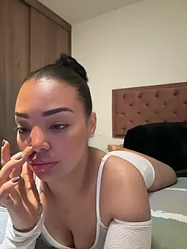 Snapshot of Sara_LipsX chatting on July 2026 11:58:01 PM Sara LipsX online show from July 2026 11:58:01 PM