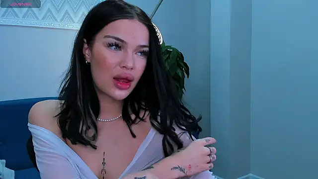 Snapshot of Angel_Sapphire_ chatting on December 2024 12:16:01 PM Angel Sapphire online show from December 2024 12:16:01 PM