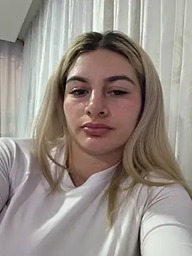 AtheneaRossi online show from February 2026 11:44:01 PM