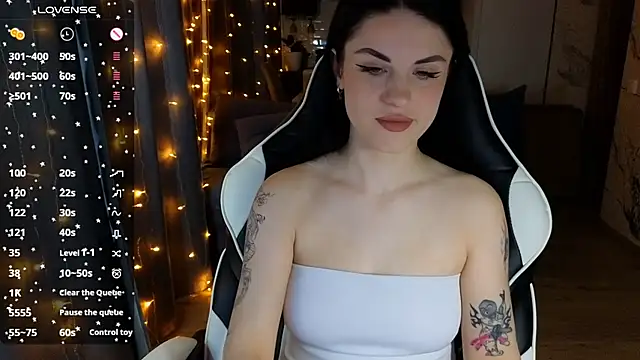 Mary   Moore online show from February 2025 02:14:01 AM