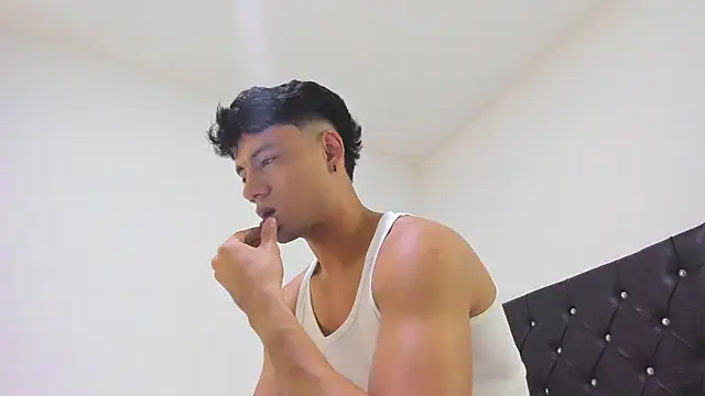 Sebastian-Dash online show from February 2025 01:21:02 AM