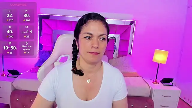 Aliciia cute1 online show from February 2025 10:07:02 PM