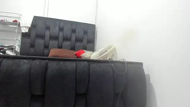 Snapshot of Brenda_Smith69 chatting on June 2026 11:52:01 PM Brenda Smith69 online show from June 2026 11:52:01 PM