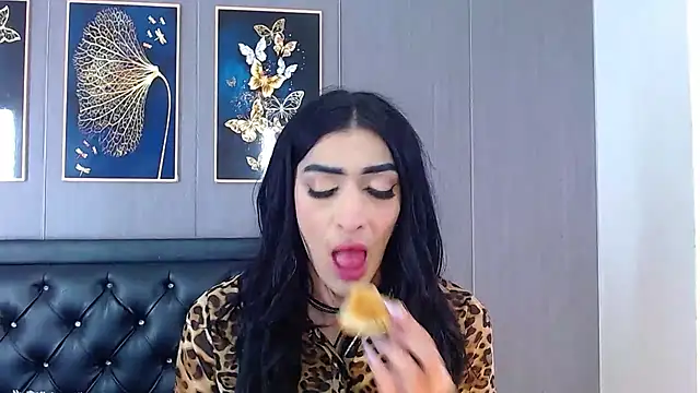 Snapshot of Evelynn_sex_ chatting on December 2024 01:17:01 PM Evelynn sex online show from December 2024 01:17:01 PM