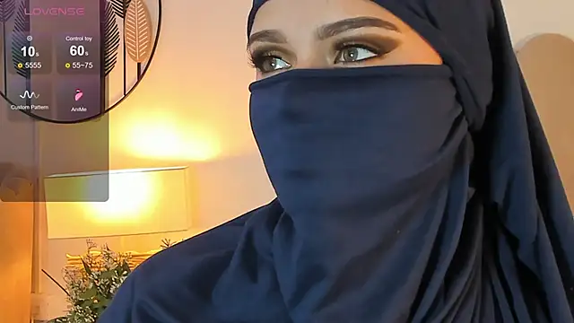 anna-henao online show from February 2025 01:06:01 PM