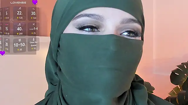 anna-henao online show from October 2025 08:07:02 PM