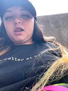 SweetPaige  online show from November 2025 03:22:01 PM