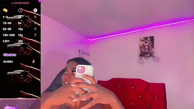 Snapshot of naomy__xx chatting on February 2025 01:16:02 PM naomy xx online show from February 2025 01:16:02 PM