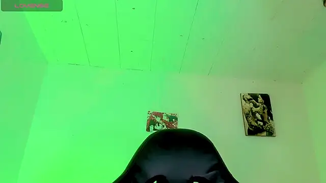 Snapshot of naomy__xx chatting on October 2025 03:09:01 AM naomy xx online show from October 2025 03:09:01 AM