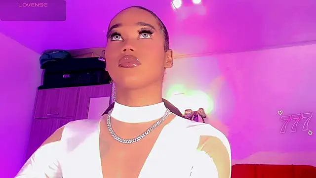 naomy  xx online show from June 2026 03:15:02 AM