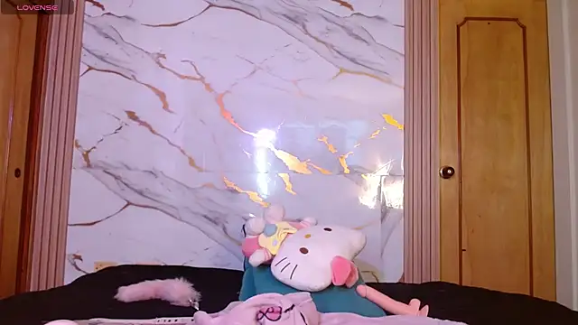 kittycatw online show from June 2026 07:31:02 AM