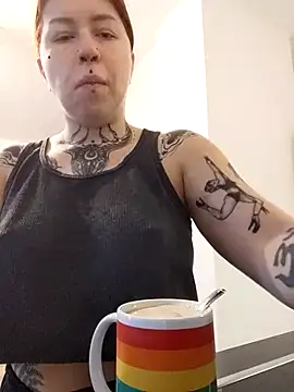 Snapshot of divine_eve chatting on October 2025 01:06:02 PM divine eve online show from October 2025 01:06:02 PM