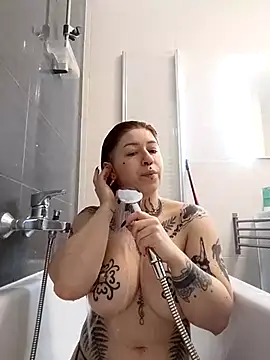 divine eve online show from February 2026 01:51:01 PM