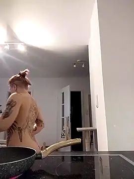 divine eve online show from April 2026 12:57:02 PM