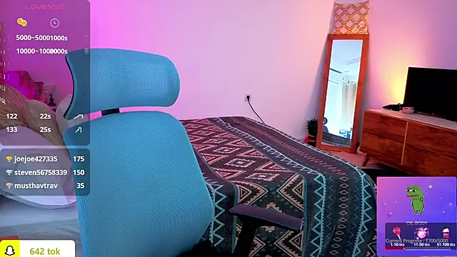 PrincessVS online show from November 2025 04:56:02 AM