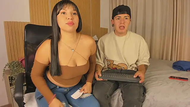 lucy Bensonn online show from February 2025 03:45:01 AM