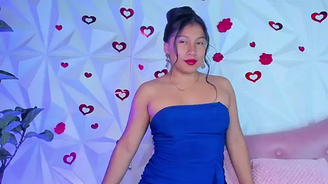 Snapshot of LinnaGardenia chatting on March 2025 02:12:01 PM LinnaGardenia online show from March 2025 02:12:01 PM