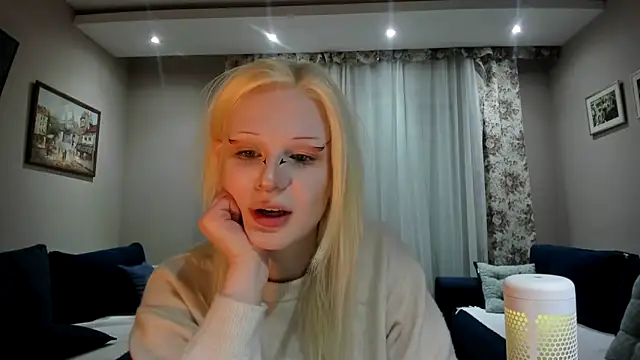 Snapshot of sashakiss99 chatting on December 2025 07:32:01 PM sashakiss99 online show from December 2025 07:32:01 PM