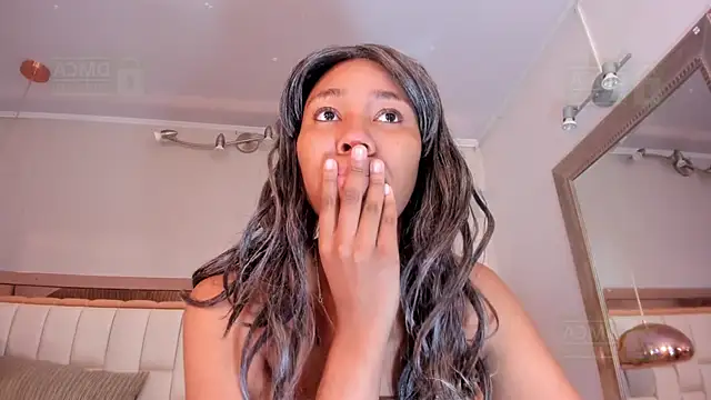 Snapshot of Mikeyla-Russo chatting on September 2025 02:33:02 PM Mikeyla-Russo online show from September 2025 02:33:02 PM