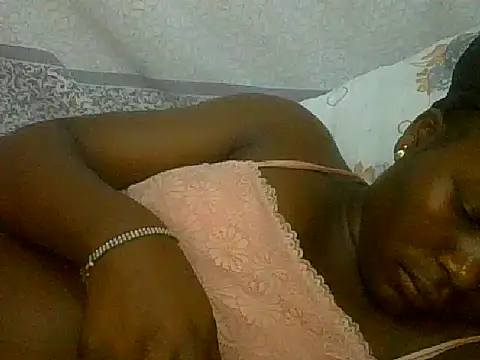 Snapshot of pretty_nanah chatting on October 2025 09:14:02 PM pretty nanah online show from October 2025 09:14:02 PM