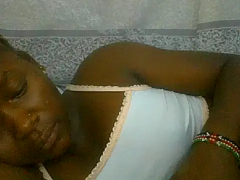 Snapshot of pretty_nanah chatting on October 2025 12:11:01 AM pretty nanah online show from October 2025 12:11:01 AM