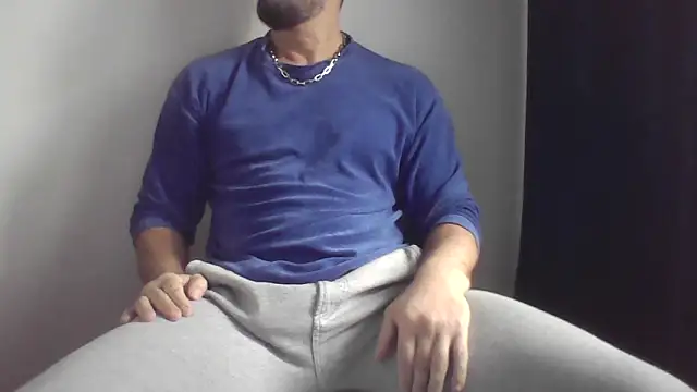 Snapshot of fl3xxx1 chatting on December 2025 09:03:02 AM fl3xxx1 online show from December 2025 09:03:02 AM