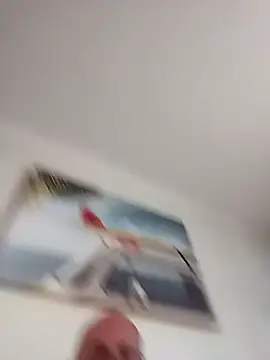 Snapshot of iambradz chatting on March 2025 05:40:01 AM iambradz online show from March 2025 05:40:01 AM