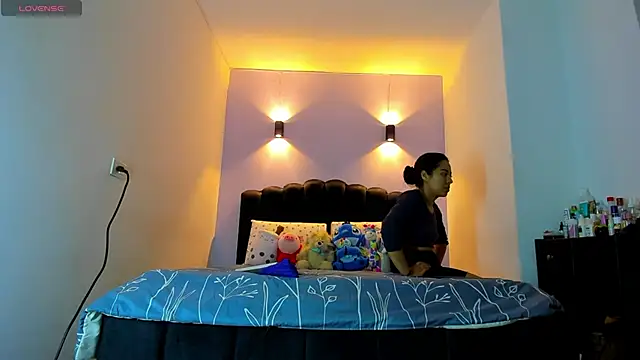 Snapshot of Sofia_Clauss_ chatting on January 2026 04:07:02 AM Sofia Clauss online show from January 2026 04:07:02 AM