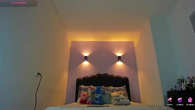 Snapshot of Sofia_Clauss_ chatting on February 2026 03:00:02 AM Sofia Clauss online show from February 2026 03:00:02 AM