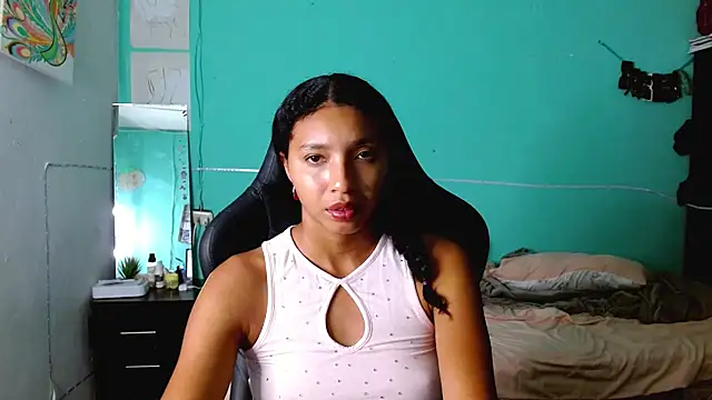 Snapshot of sensitive_brunette chatting on July 2026 03:37:02 AM sensitive brunette online show from July 2026 03:37:02 AM