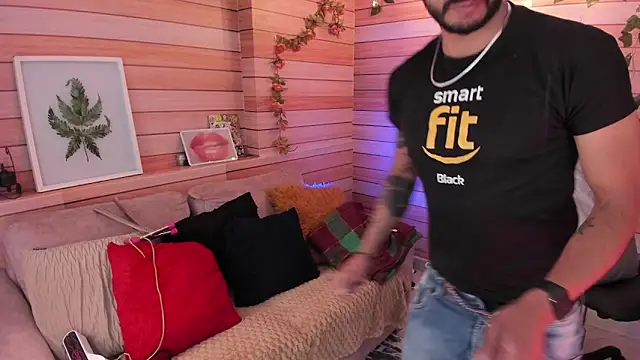 Snapshot of Tom_cooper_ chatting on March 2025 01:07:02 PM Tom cooper online show from March 2025 01:07:02 PM