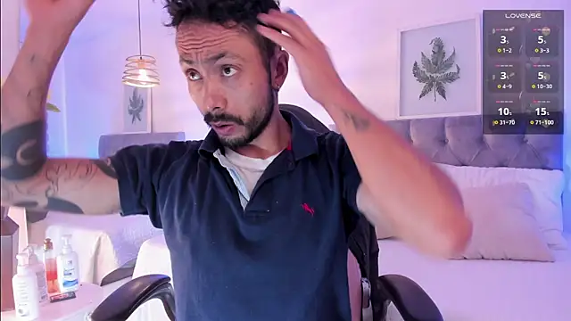 Snapshot of Tom_cooper_ chatting on October 2025 12:58:01 PM Tom cooper online show from October 2025 12:58:01 PM