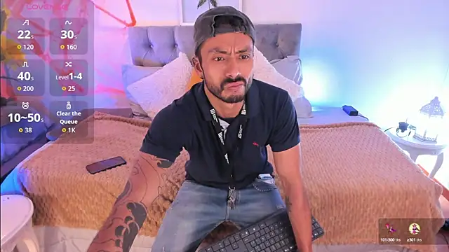 Snapshot of Tom_cooper_ chatting on October 2025 01:12:02 PM Tom cooper online show from October 2025 01:12:02 PM