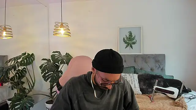 Snapshot of Tom_cooper_ chatting on November 2025 12:50:02 PM Tom cooper online show from November 2025 12:50:02 PM