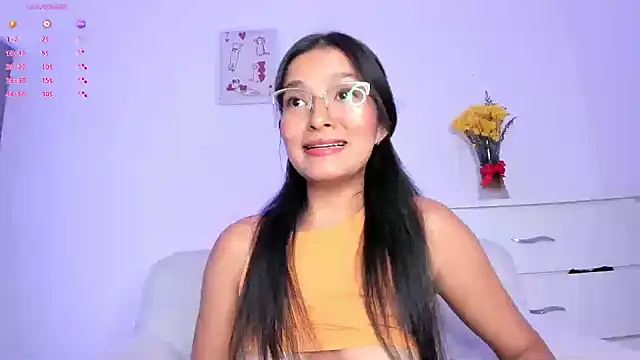 Snapshot of barbie_brunette3 chatting on December 2024 05:02:01 AM barbie brunette3 online show from December 2024 05:02:01 AM