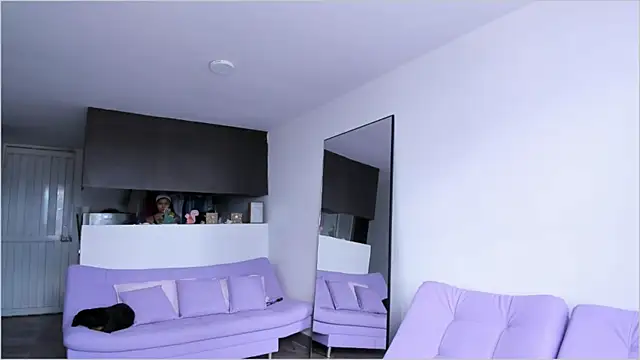 Snapshot of Lauren_A chatting on September 2025 07:36:02 PM Lauren A online show from September 2025 07:36:02 PM