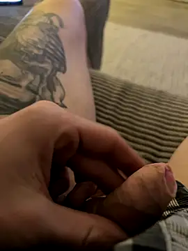 Snapshot of DerWixxer_3 chatting on December 2025 11:31:02 PM DerWixxer 3 online show from December 2025 11:31:02 PM