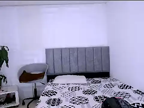 Snapshot of nataly_red chatting on December 2024 03:22:02 PM nataly red online show from December 2024 03:22:02 PM