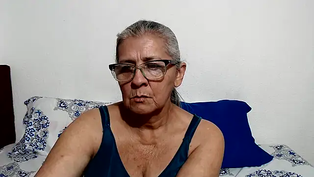 Snapshot of candy_mature_ chatting on June 2026 12:57:02 AM candy mature online show from June 2026 12:57:02 AM