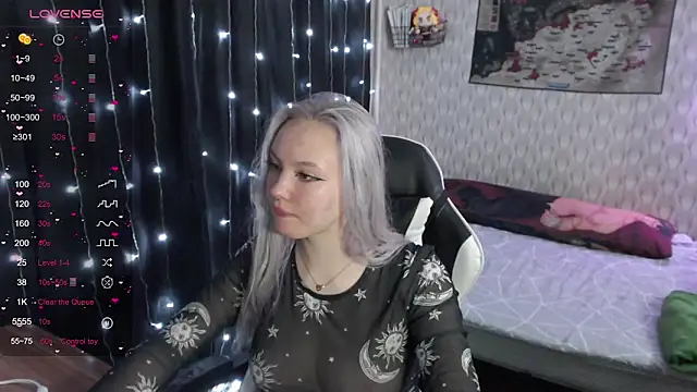 VikaPowers online show from December 2024 07:37:02 PM