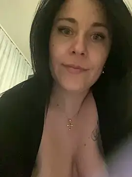 Snapshot of CuteNata chatting on December 2024 03:53:02 PM CuteNata online show from December 2024 03:53:02 PM