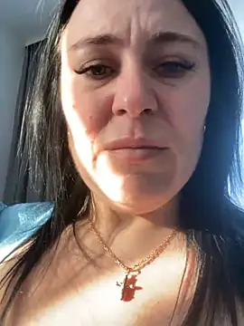 Snapshot of CuteNata chatting on January 2025 01:07:01 PM CuteNata online show from January 2025 01:07:01 PM