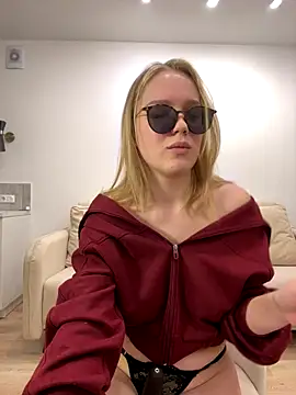 Little Forest ELF online show from November 2025 05:59:01 PM